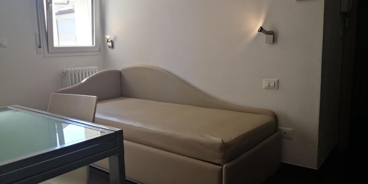 Casa Vacanze Aurora Centro Rimini Eksteriør bilde