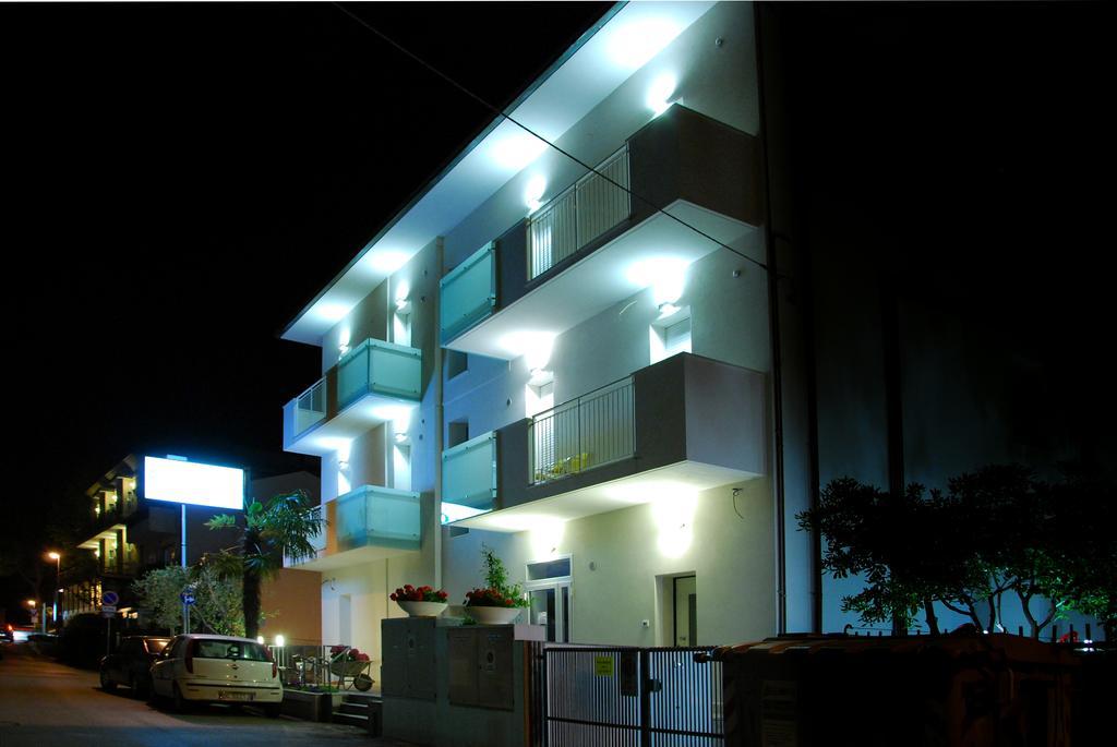 Casa Vacanze Aurora Centro Rimini Eksteriør bilde